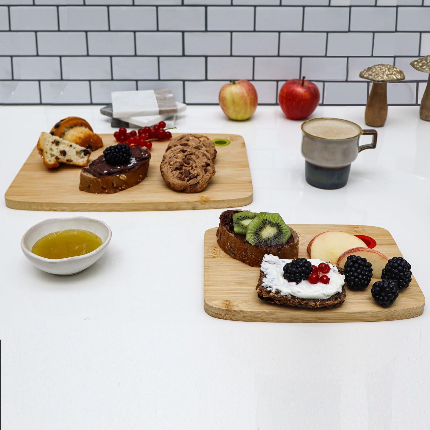 DuneDesign Bambus Schneidebrett 2er Set Farbcodiert Robust Hygienisch-DuneDesign