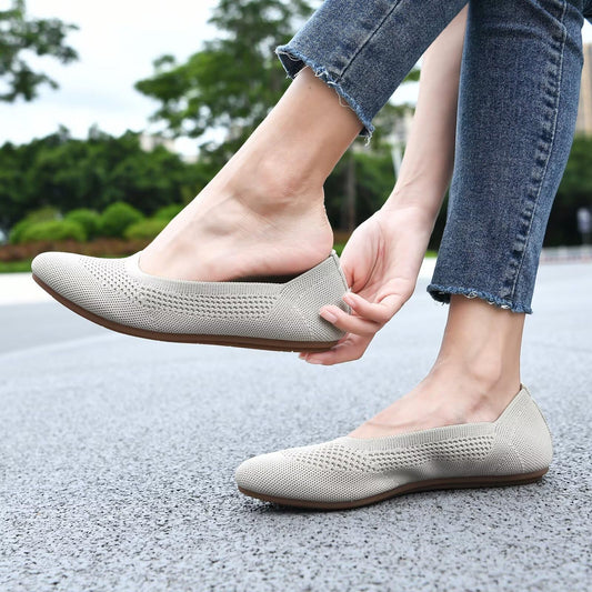 Puxowe Damen Ballerina Runde Zehe Stricken Flache Schuhe Komfort Weich Slip On Ballerina Walking Flats Schuhe für Frauen Niedriger Keil Lässig 40 EU Nude