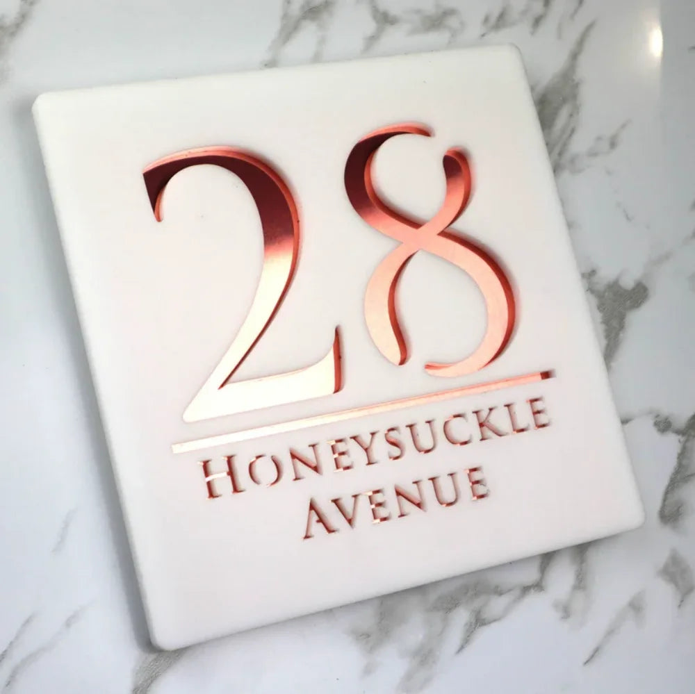 Personalisierte Acryl Hausnummernschilder mit modernen 3D Buchstaben Zahlen