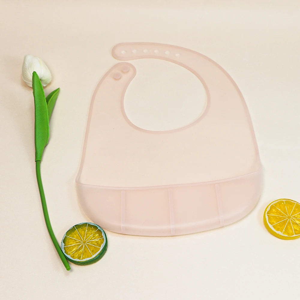 Verstellbares wasserdichtes Baby-Lätzchen aus weichem Silikon für Neugeborene