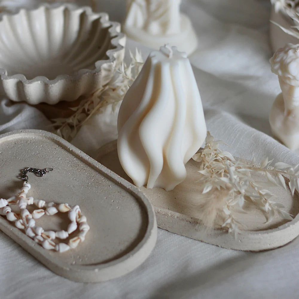 Handgefertigter Beton Untersetzer Oval modern und zeitlos-Verdancia