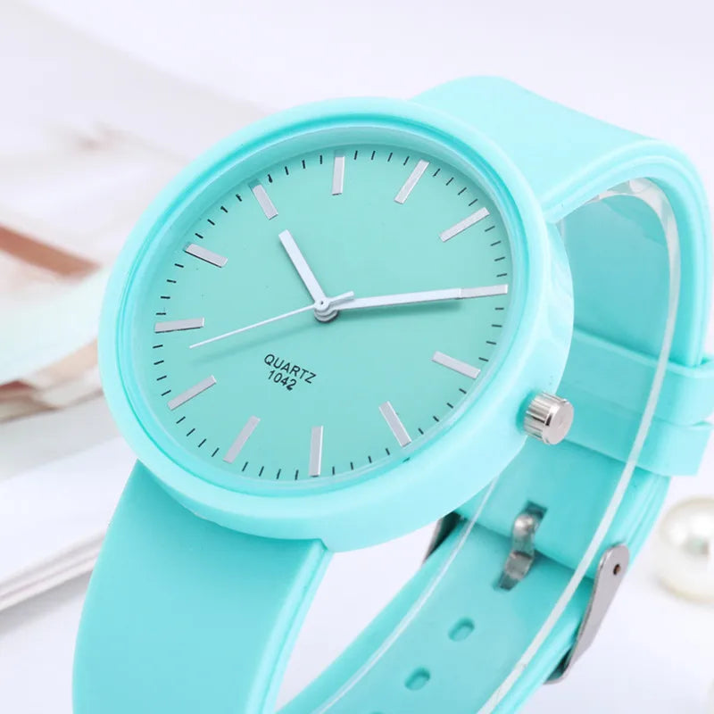 Stilvolle Damen Quarz Armbanduhr - Weißes Silikon Gelee Design