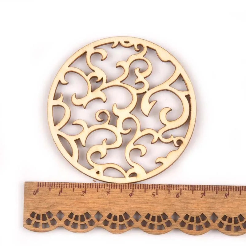 5er Set Holzscheiben mit runden - quadratischen Spitzen – Perfekt für DIY Kreative