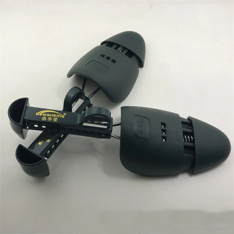 Verstellbare Schuhspanner aus Kunststoff für Faltenentfernung und Schuhschutz