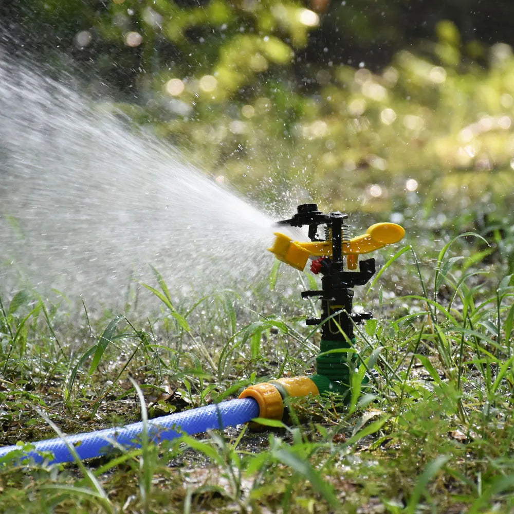 Drehbarer Rasen- und Landwirtschaftssprinkler 1/2 3/4 Zoll verstellbar