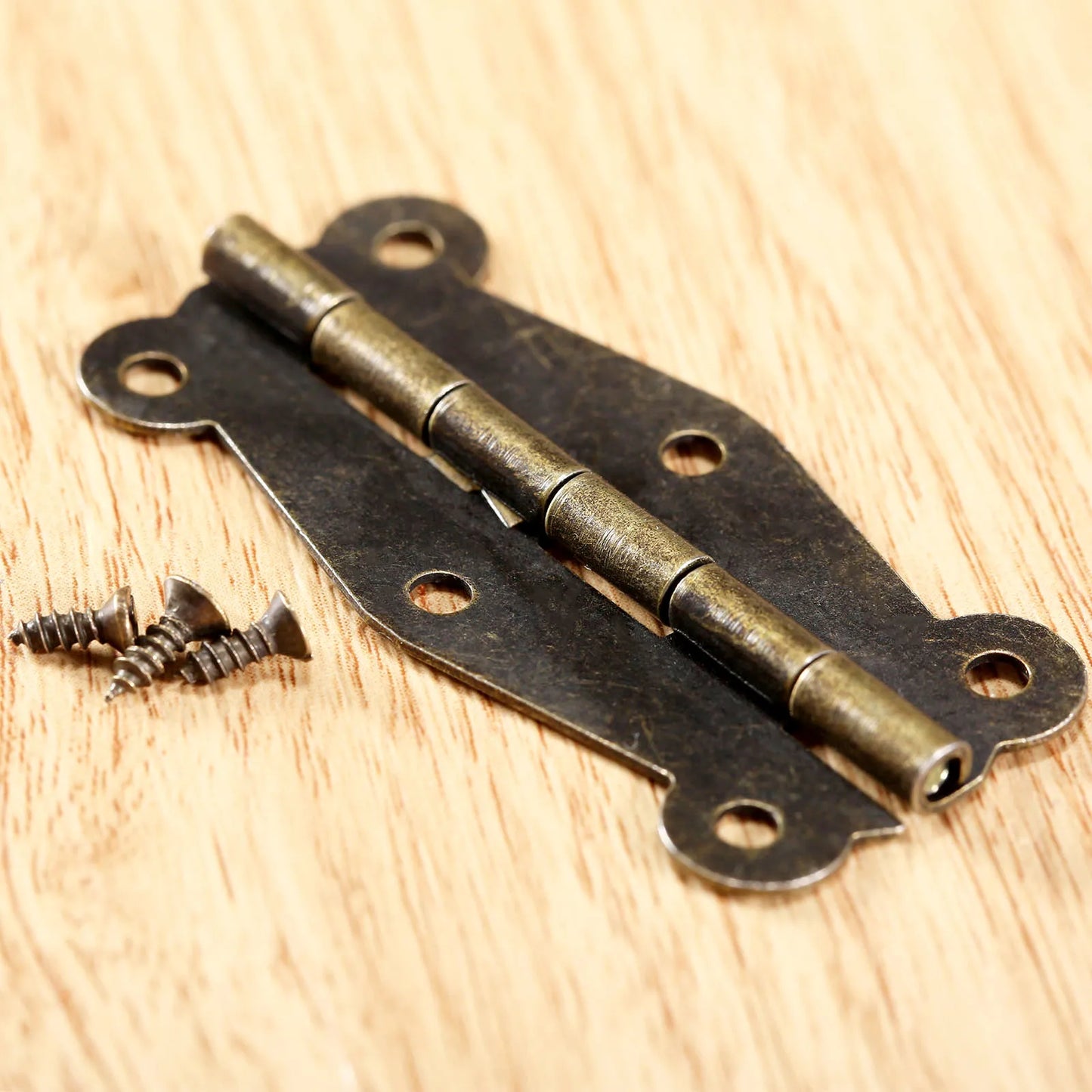 Antike Möbel-Scharniere aus Eisen 51x24mm Perfekt für Vintage-Deko