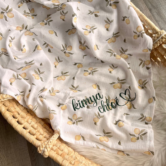 Leichtes Musselintuch aus Baumwolle mit Zitronenmotiv