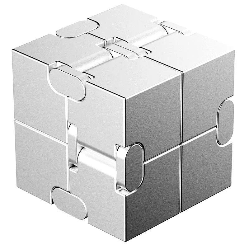 Tragbarer Metall Magic Cube Dekompressionsspielzeug für Kinder Erwachsene