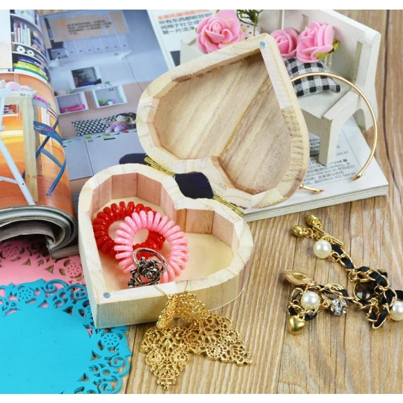 Herzförmige Holzschatulle für Schmuck und Make-up Organizer 10x8x4cm