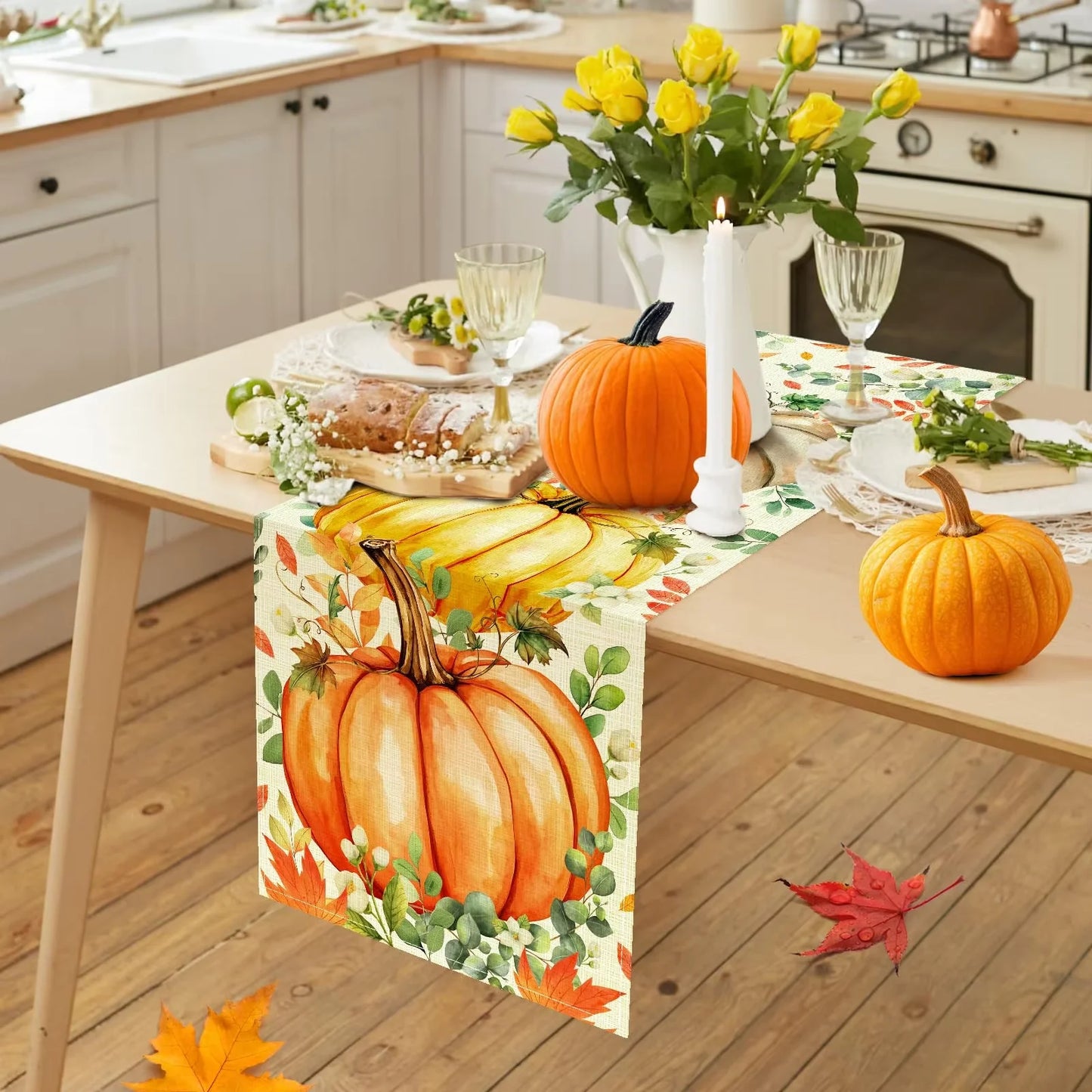 Tischläufer aus Leinen mit Eukalyptusblatt und Kürbis Muster für Herbstdeko