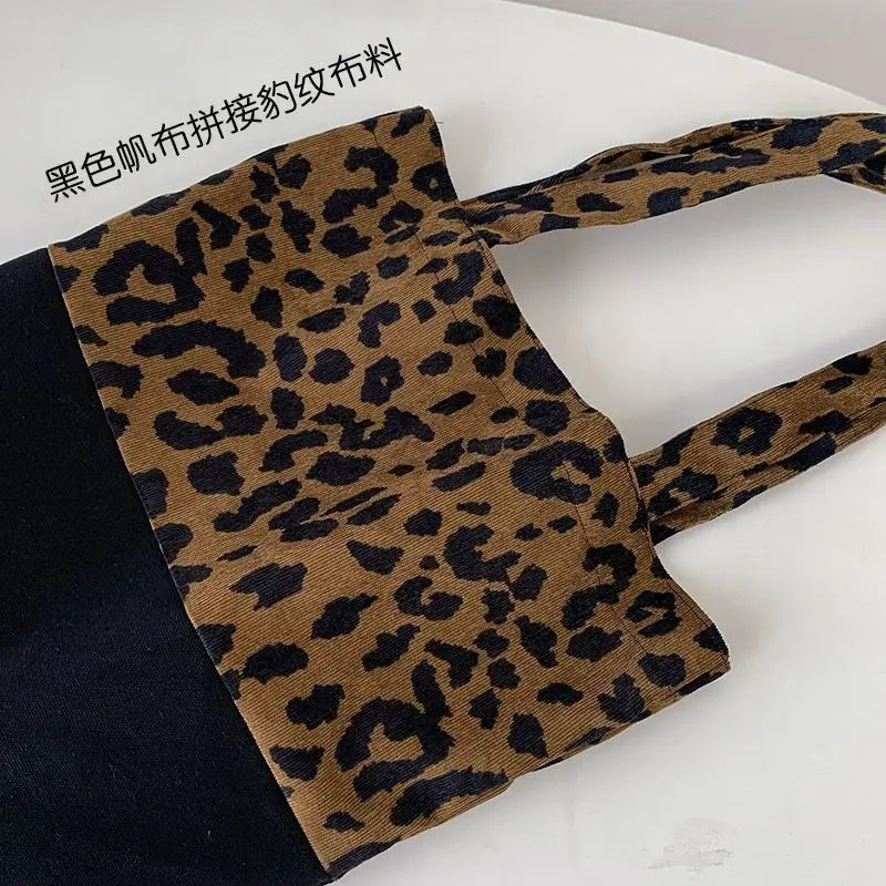 Modische und langlebige Canvas Schultertasche mit Tiermustern