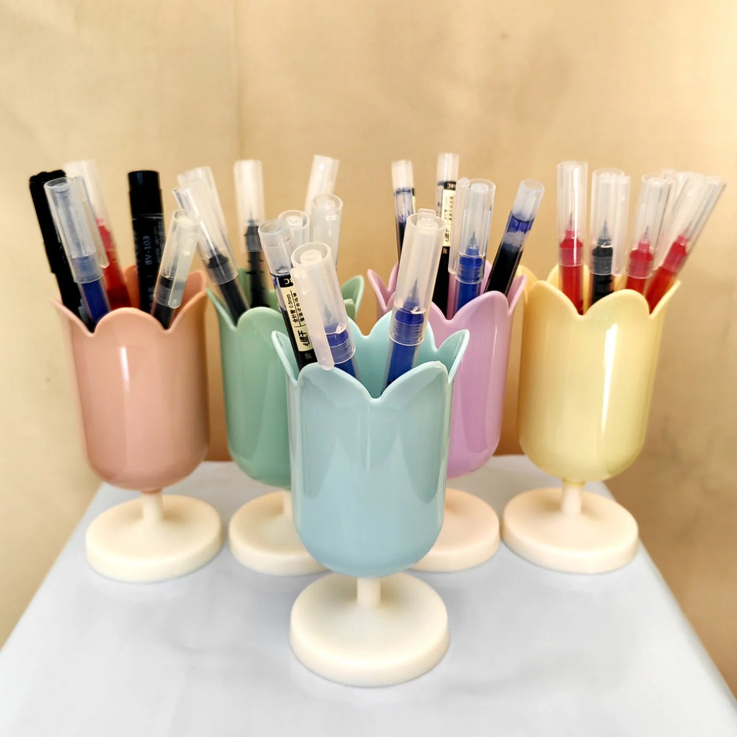 Tulpenförmiger Stifthalter Make-up Pinselhalter kreativer Schreibtisch Organizer