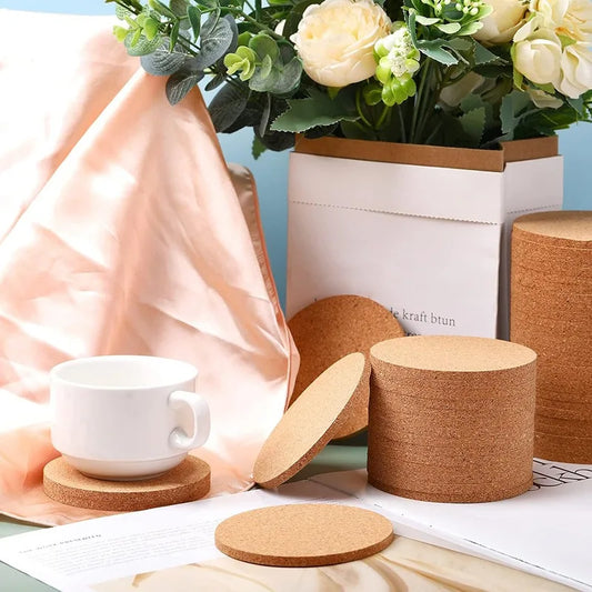 Umweltfreundliche Korkuntersetzer für Tassen und Trinkbecher