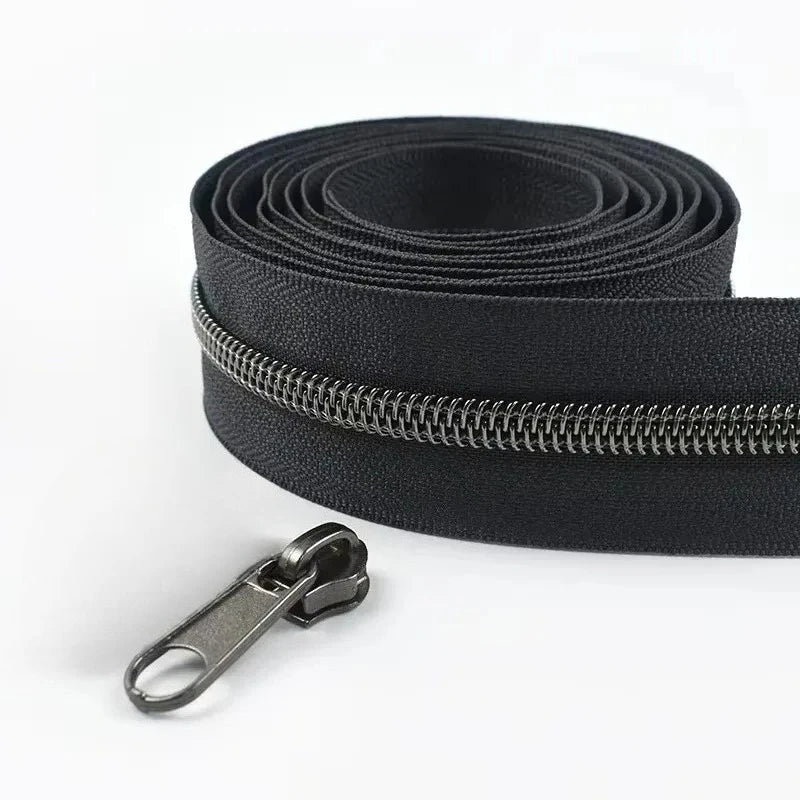 Nylon Reissverschlussband Nr 5 pro Meter mit Schiebern fuer Naehprojekte