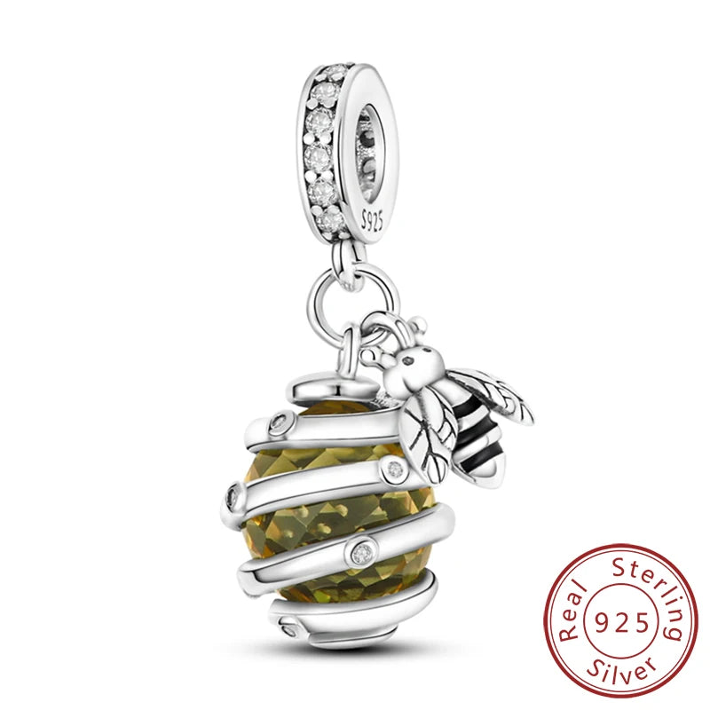 Funkelnder Schmetterlings-Charm aus 925 Sterlingsilber mit Zirkon – Elegant - Leicht