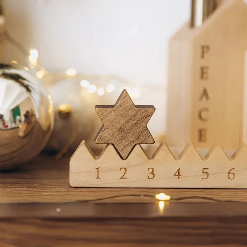 Weihnachts-Adventskalender aus Holz mit Sternen, 24-Tage-Countdown