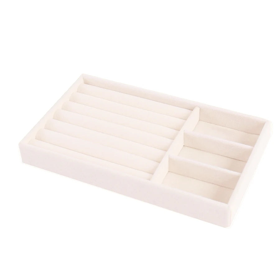 Beflockte Schmuckschatulle und Schmucktablett in Beige