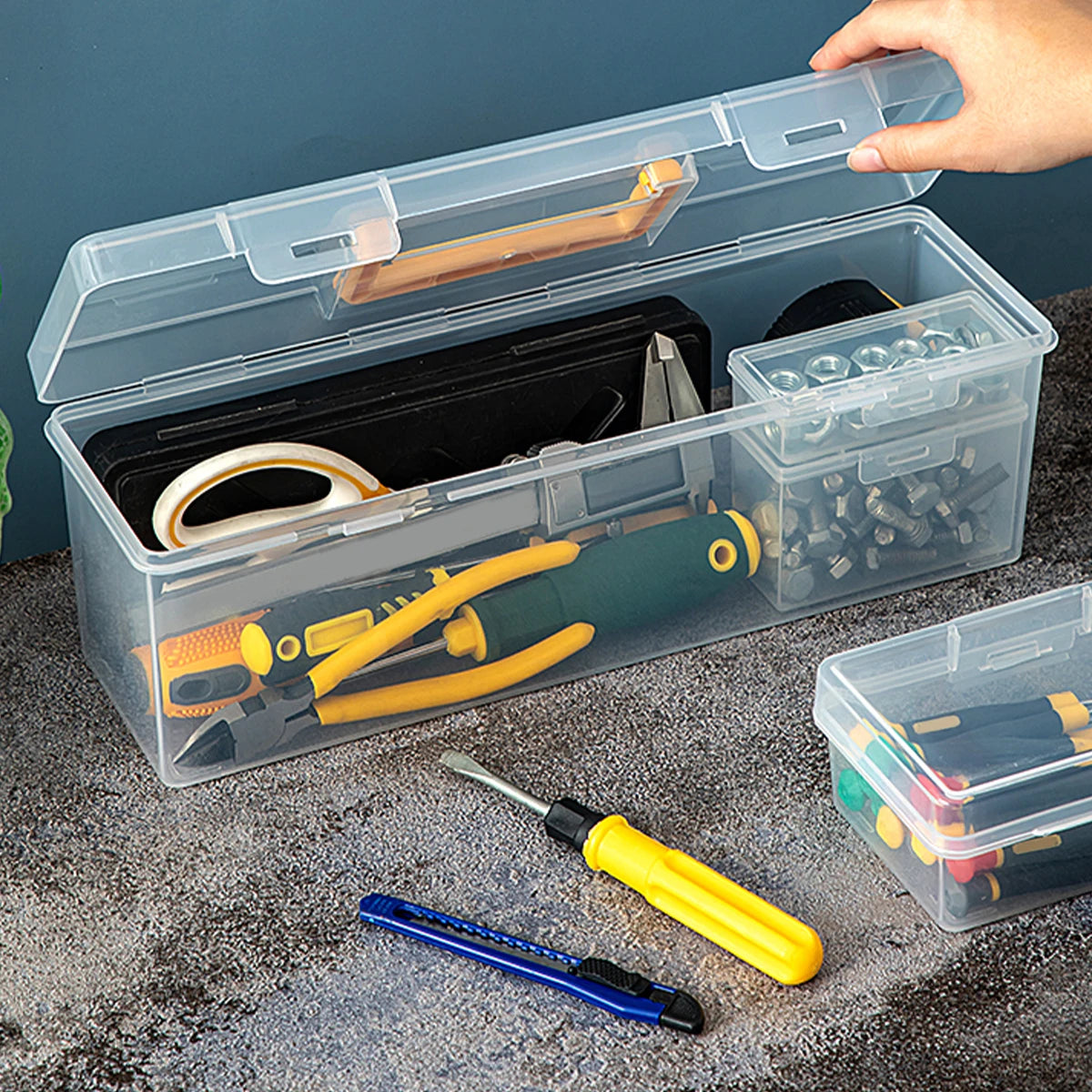 Staubdichte transparente Werkzeugbox mit Griff – robust - vielseitig organisiert