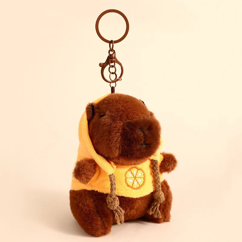 Charmanter Plüsch-Capybara Schlüsselanhänger in Kupfer für stylische Alltags-Accessoires