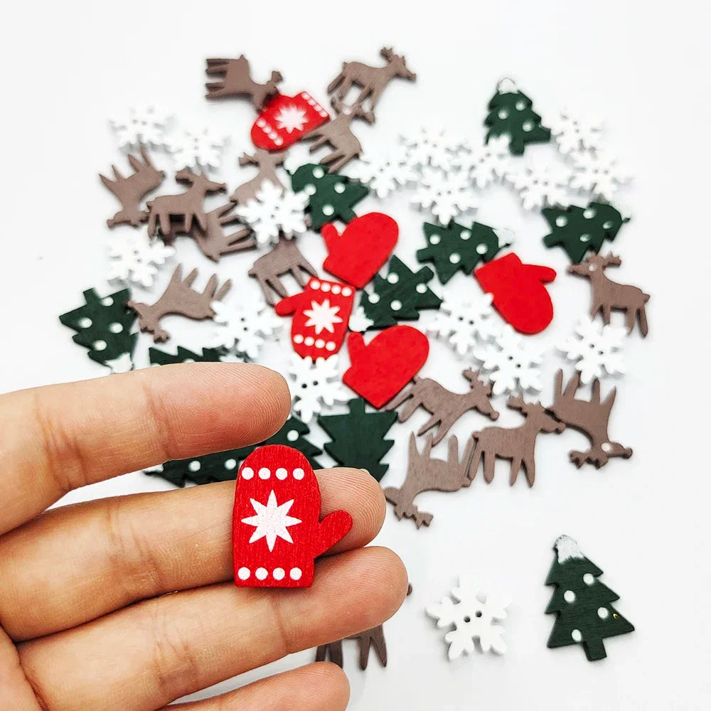 50 Stück natürliche Holzspäne Weihnachtsdekoration mit Anhängern