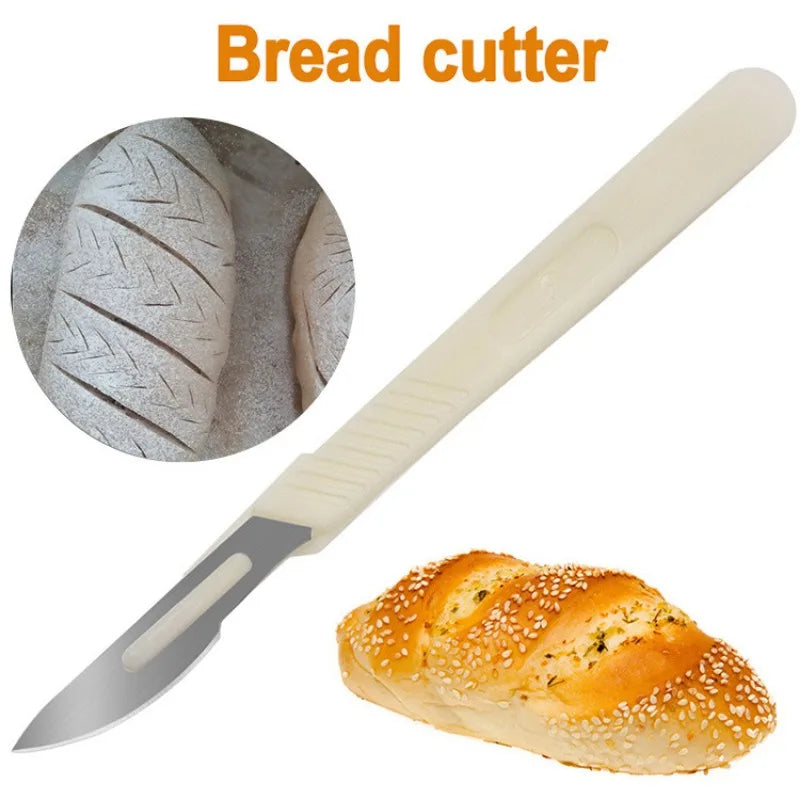 Professionelles Brotmesser mit Hochcarbonstahl und Musterklinge für präzises Schneiden