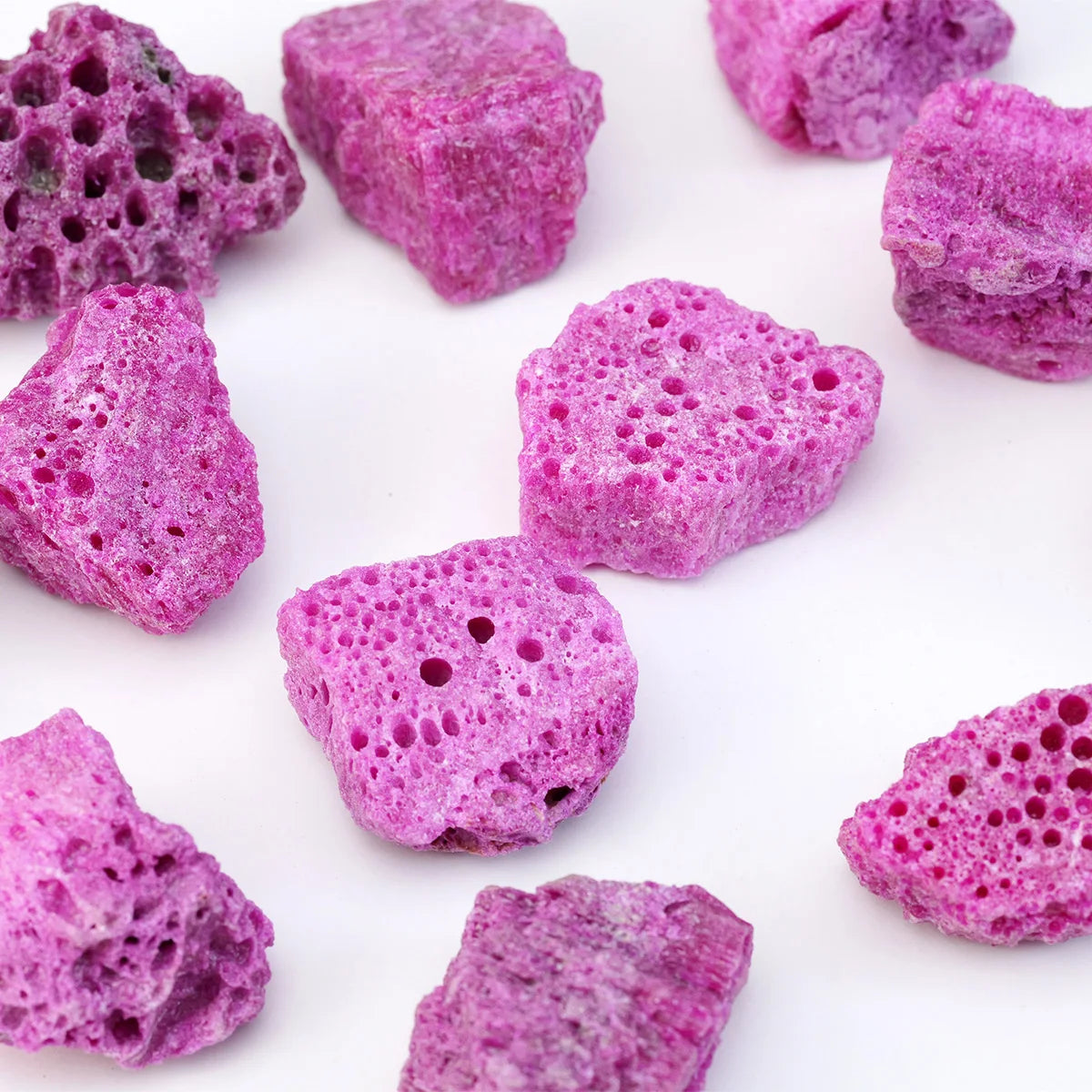 Natürlicher Rubin Rohkristall Geode Quarz Unregelmäßig Deko Heilstein Feng Shui