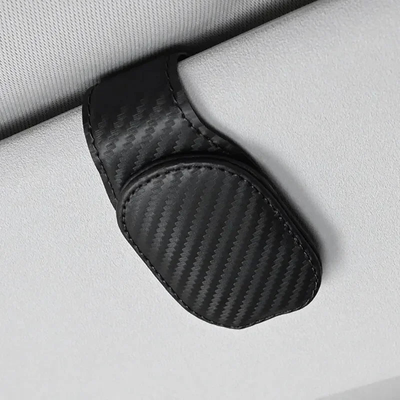 Multifunktionaler Leder Brillenhalter mit Magnet für Auto-Sonnenblende – sicher - stilvoll