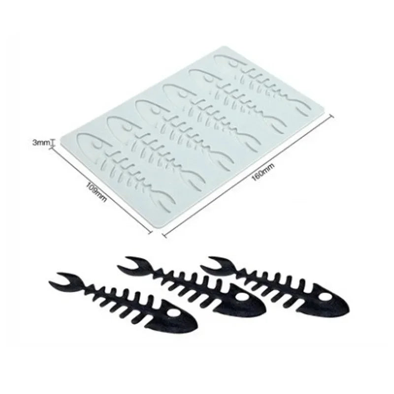 Silikon Kuchenform mit Totenkopf - Fischgräten – Backform für Details