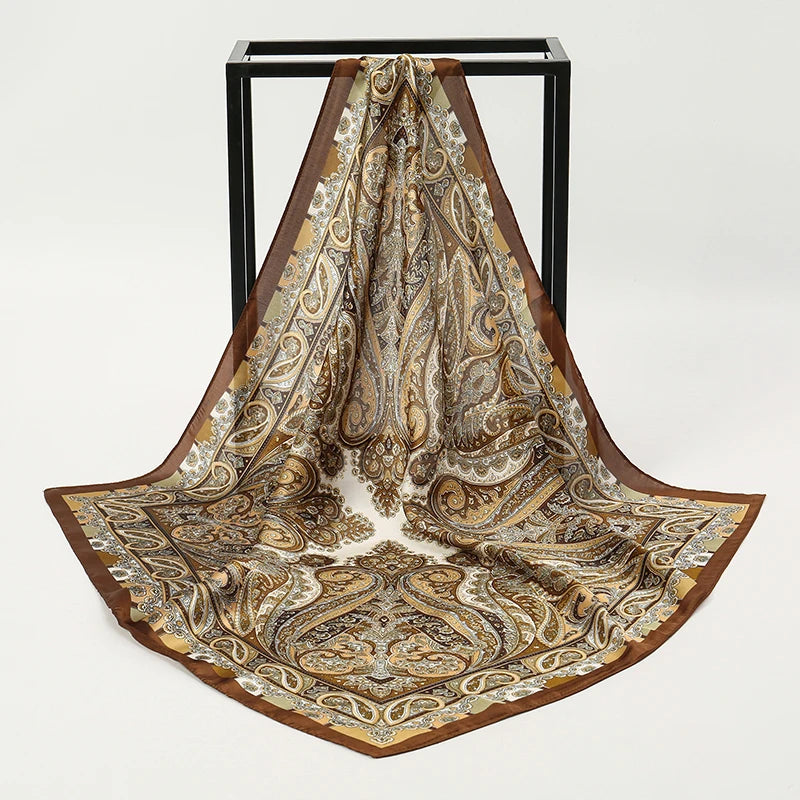 Modischer 70 x 70 cm Damenschal mit Paisley-Druck-Yabubest - Home & More