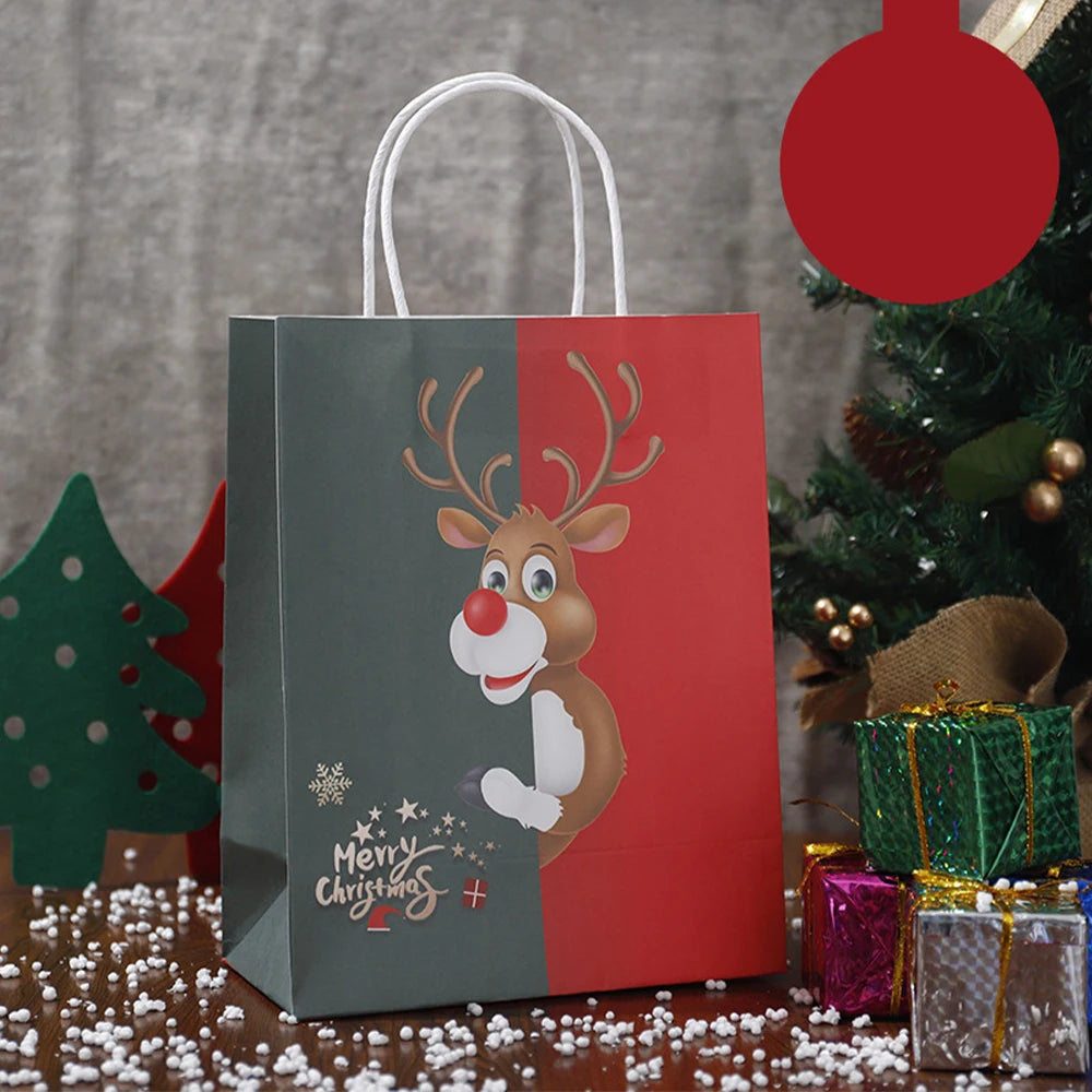 Festliche Geschenktüten aus Kraftpapier für Weihnachtsleckereien