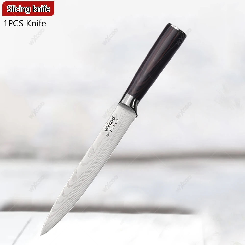 Japanisches Küchenmesserset mit scharfen Klingen und magnetischem Messerblock