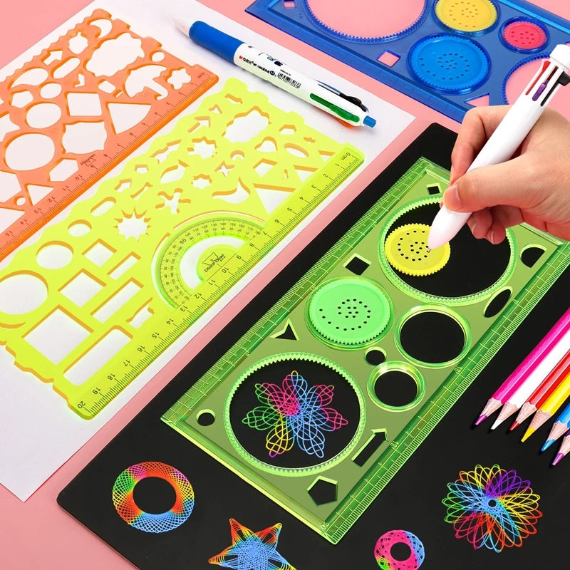 Kreatives Spirograph Zeichenschablonen Set, 4 bunte Designs, Kunststoff