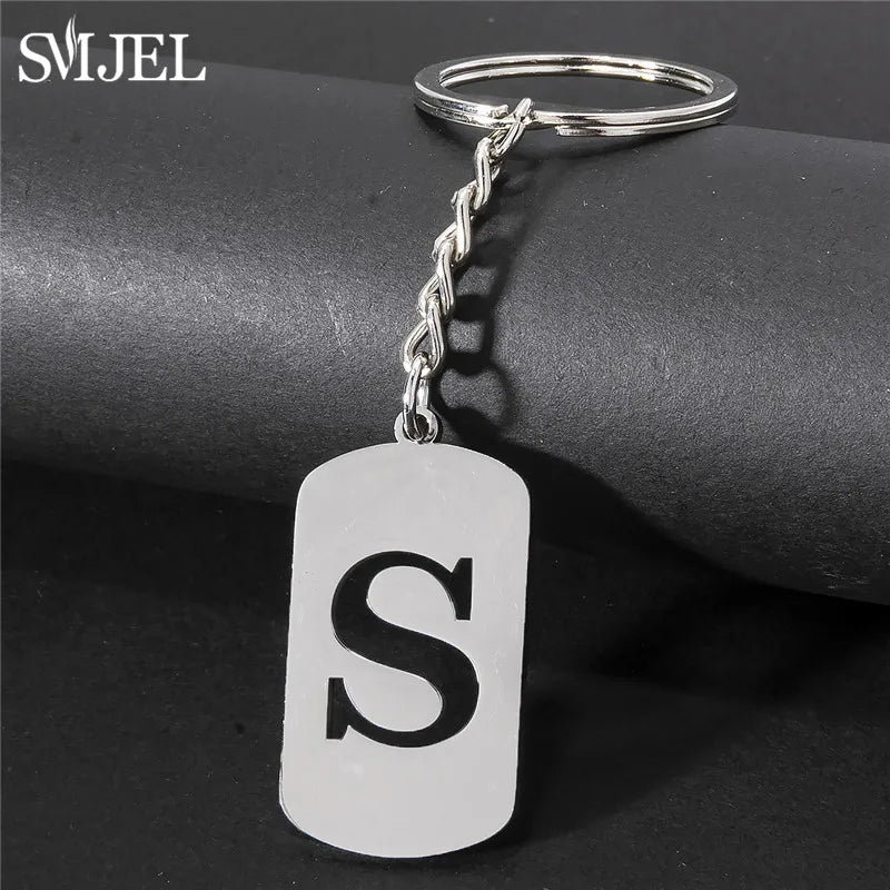 Edelstahl A-Z Buchstaben Schlüsselanhänger – Stylishes Party-Charm