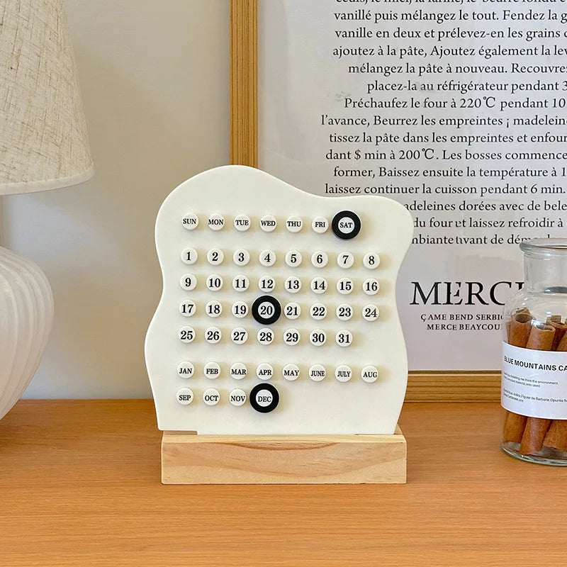 Montessori Holz Kalender: Einstellbar, nachhaltig - stilvoll für Büro - Zuhause