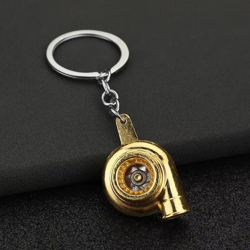 Robuster Edelstahl Schlüsselanhänger im Autoteile-Design – Perfektes Männergeschenk