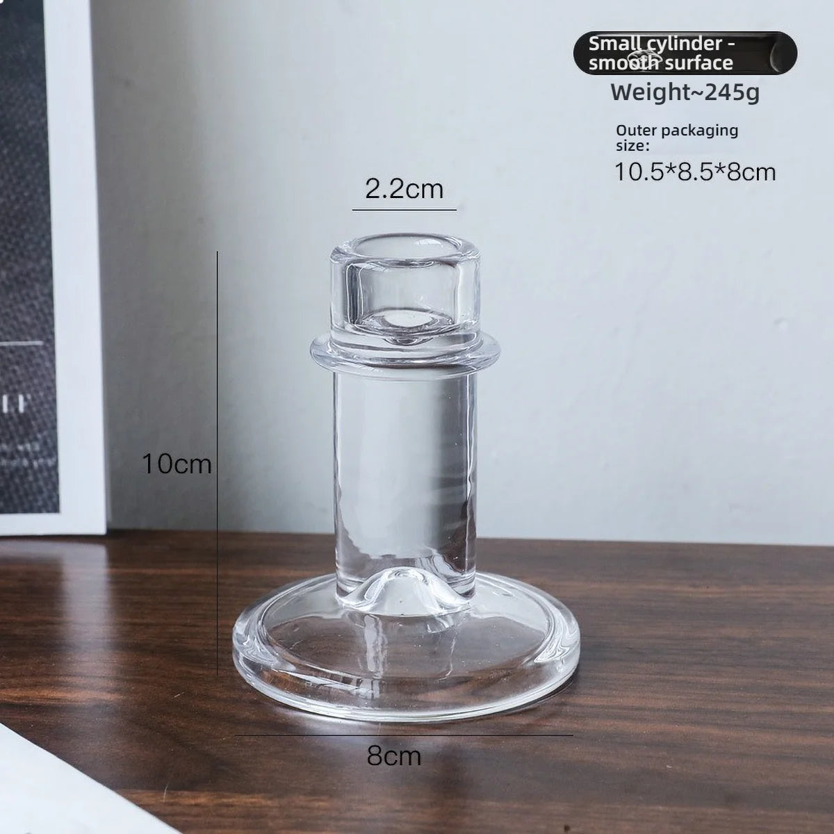 Transparenter Kerzendochthalter aus Glas als stilvoller Tischkerzenständer