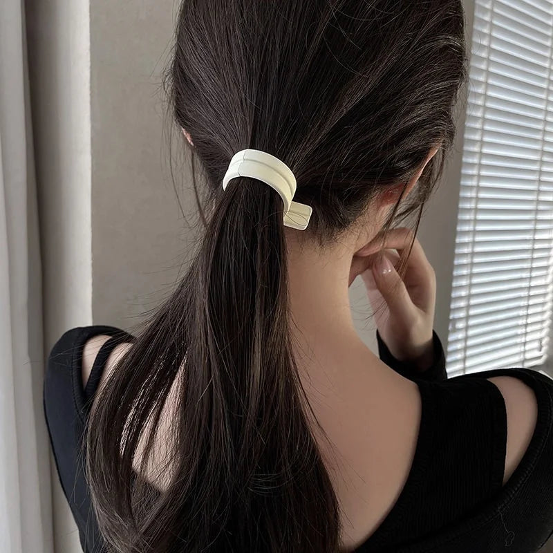 Frosted Mini Krabben Haarclip – Sicherer Halt - stylisher Y2K Look für Frauen