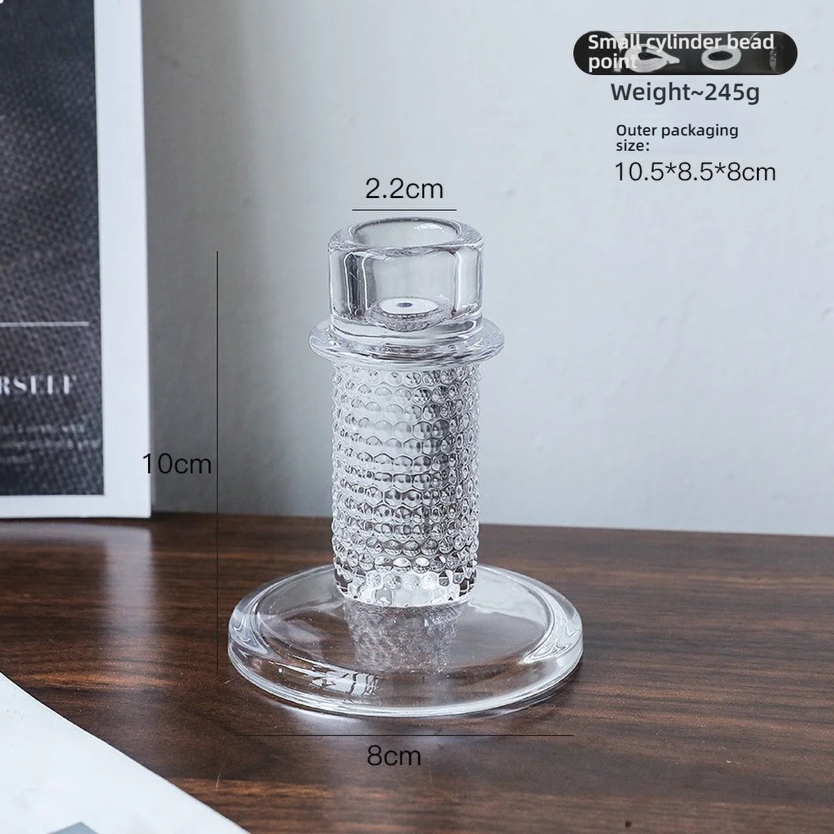 Transparenter Kerzendochthalter aus Glas als stilvoller Tischkerzenständer