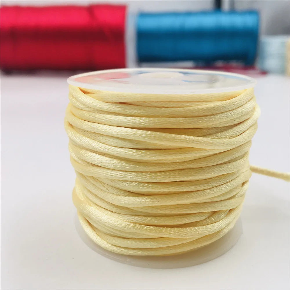 2mm Satinband geflochten Seide Makramee Seil für DIY Armbänder