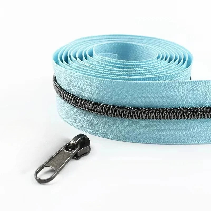 Nylon Reissverschlussband Nr 5 pro Meter mit Schiebern fuer Naehprojekte