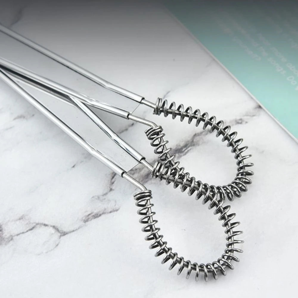 Handlicher Mini-Eimixer aus Edelstahl mit manuellem Schneebesen