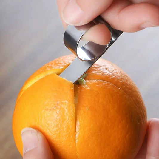 Sicher - Effizient: Edelstahl-Orangenschäler für müheloses Schälen und Schutz