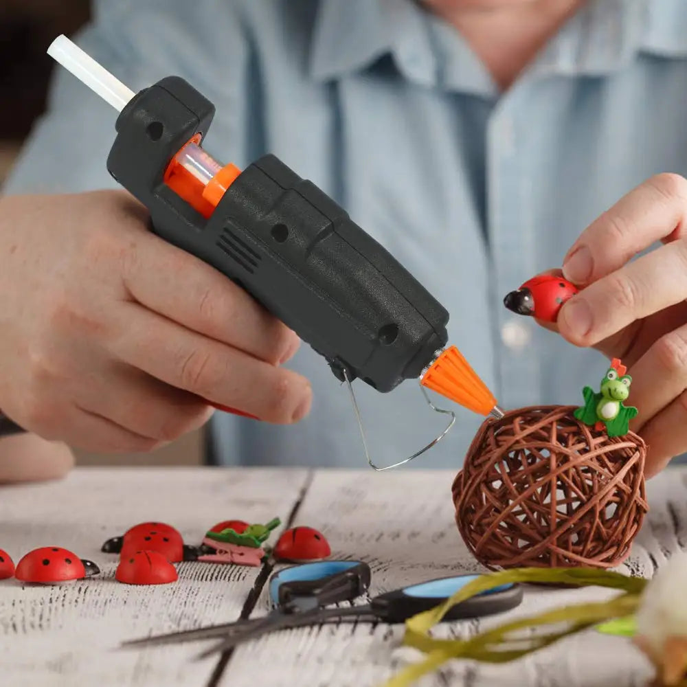 Farbklebestifte 10 Stück in 7 und 11 mm für Haushalt und DIY