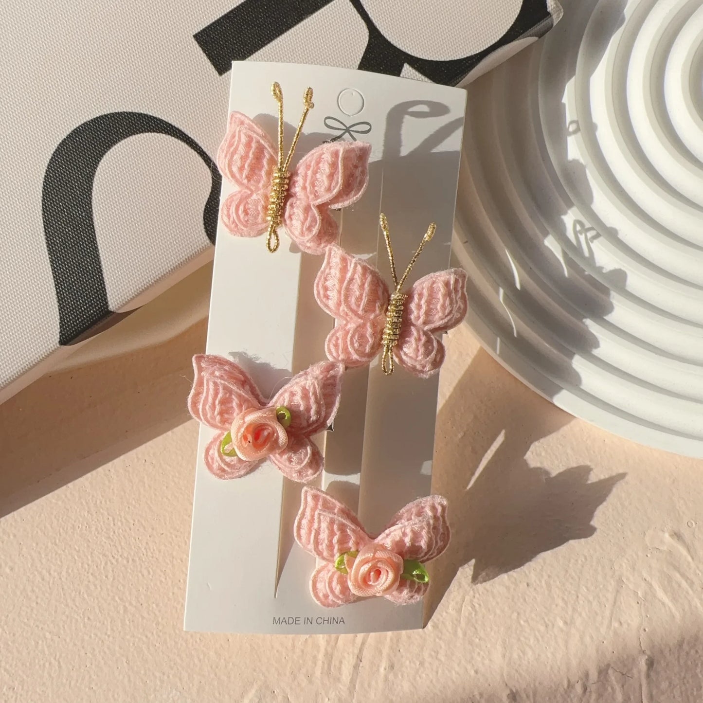 Handgefertigte Baby Haarspangen Set aus Wolle mit Schmetterlingsdesign