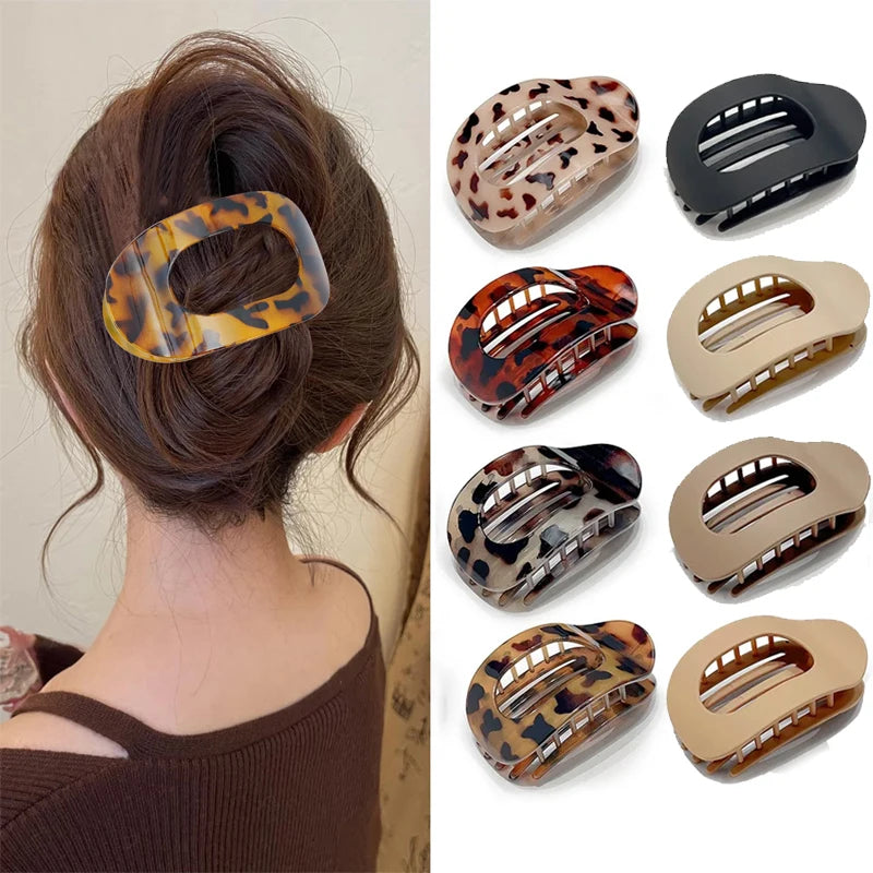 Große ovale Haarspange im Leopardenmuster – sicherer Halt - stylischer Look