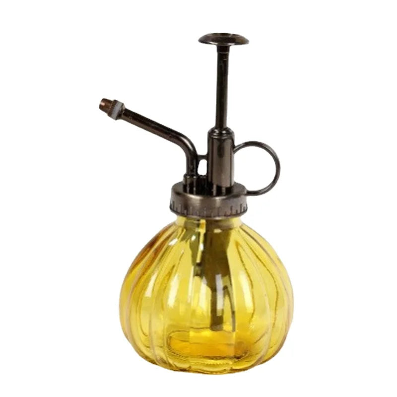 Vintage Glas Gießkanne mit Messing Drucksprüher für Pflanzen