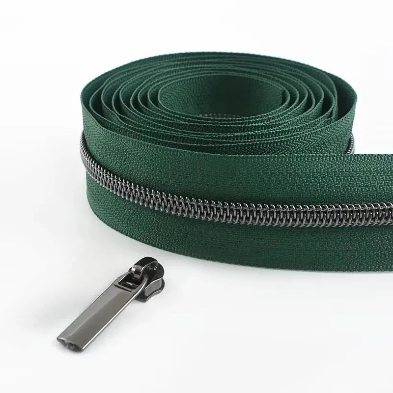 Nylon Reissverschlussband Nr 5 pro Meter mit Schiebern fuer Naehprojekte