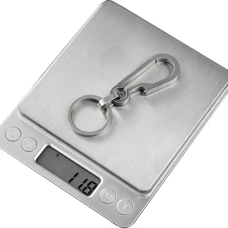 Titan Karabiner Schlüsselanhänger mit Flaschenöffner für Outdoor - Alltag