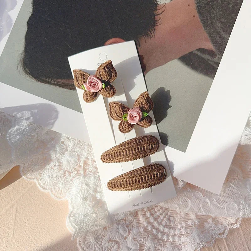Niedliche handgemachte Strick-Haarclips für Mädchen - 4er Set