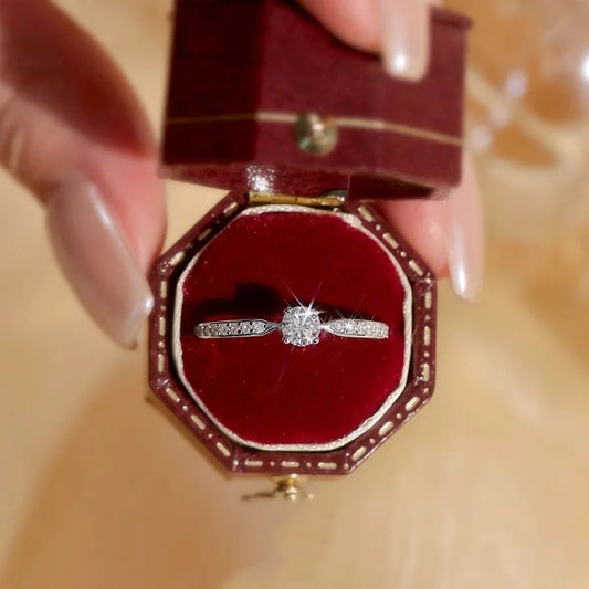 Eleganter Zirkonia Ring für Frauen – Ewigkeit und Verlobungsschmuck